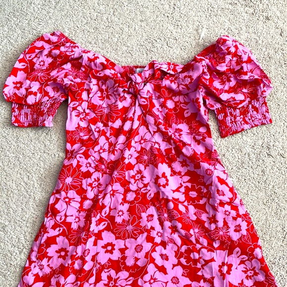 Off the Shoulder Dress. NEW NEVER WORN! - Picture 2 of 4